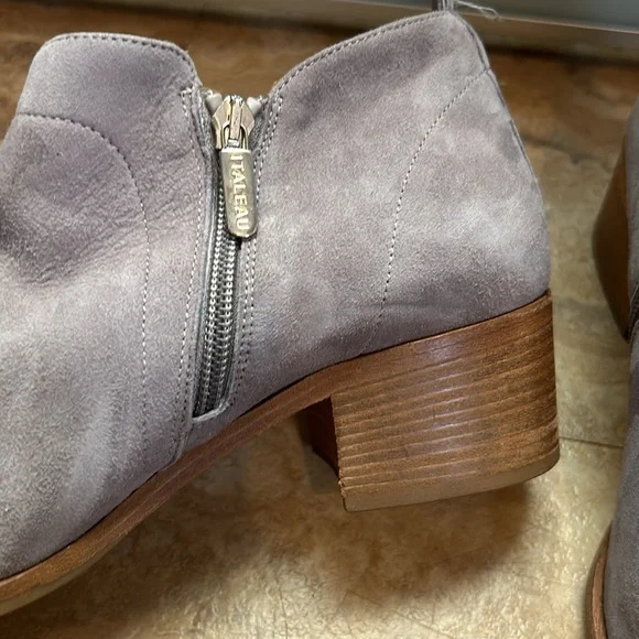 ITALEAU VERO CUOIO gray ankle boots low side zip new size 41 or 10.5 - Picture 6 of 6